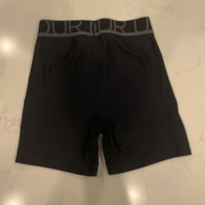 Under Armour black bike shorts XS